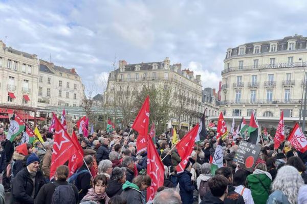 manifestation angers