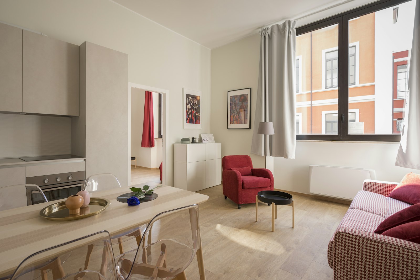 Studio meublé et équipé, prêt pour la mise en location à Paris